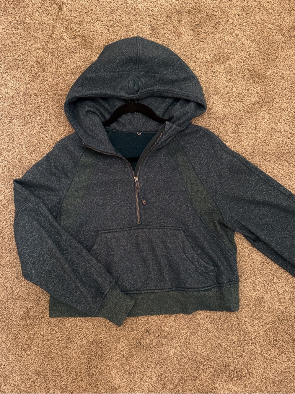 Lululemon Scuba Cropped Quarter-Zip Dark Green w/ silver threading